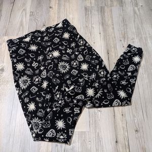 Torrid 🧙🪄Occult Leggings